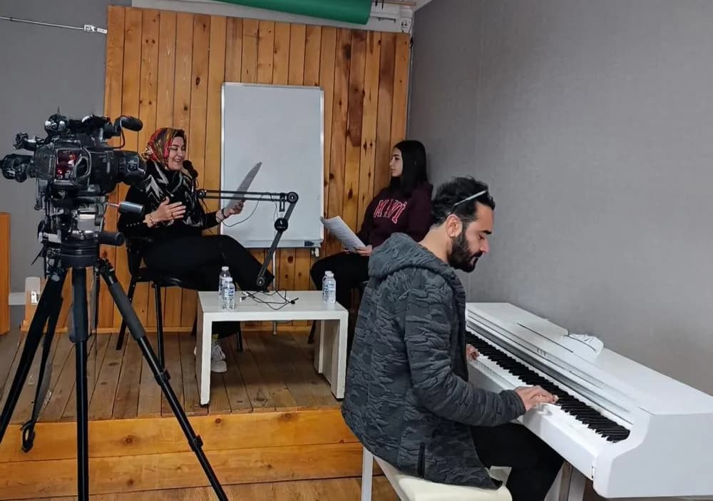 Diksiyon eğitimi stüdyo ortamı